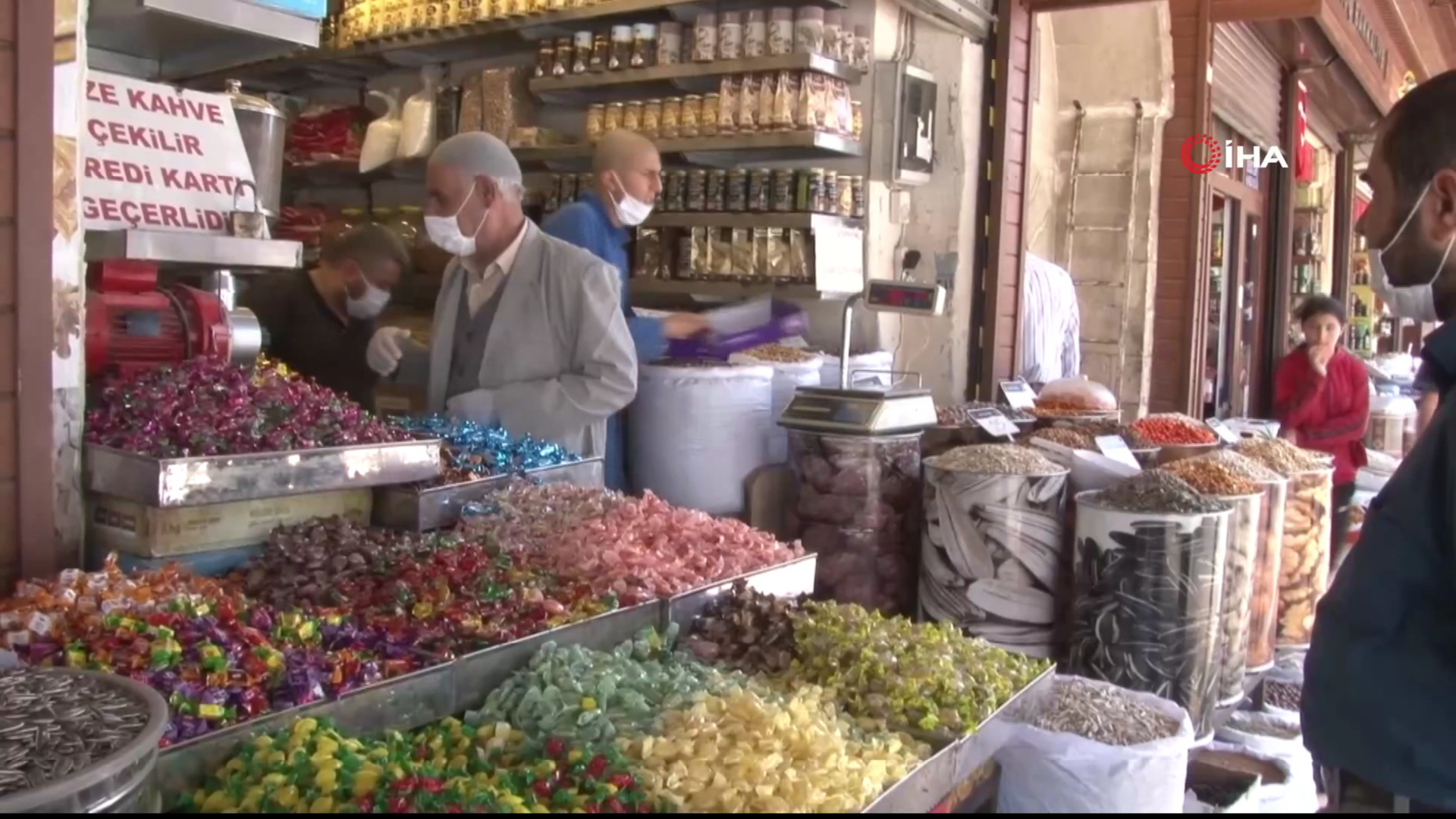 Li Bakurê Kurdistanê bajarê Meletî heya niha 17 kesan bi Korona canê xwe jidest dan 